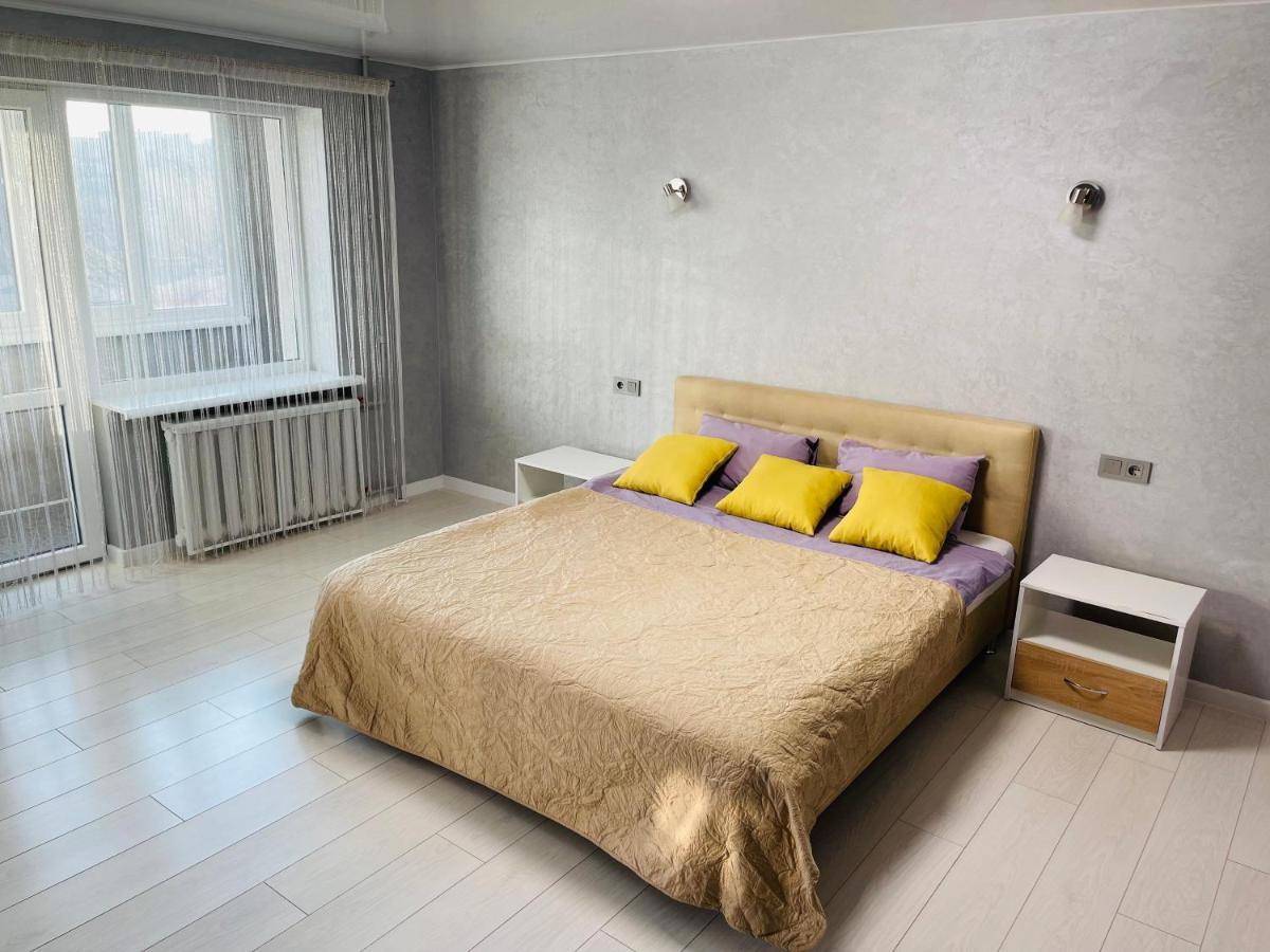 Apartcenter Апартаменты Lux В Центре Ярослава Мудрого Krivoy Rog Bagian luar foto